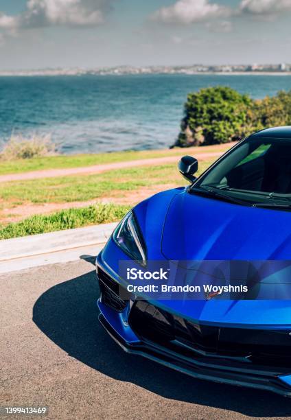Stock fotografie Modrá Corvette Stingray – stáhnout obrázek nyní - Automobil - Motorové vozidlo, Barevný obrázek, Chevrolet