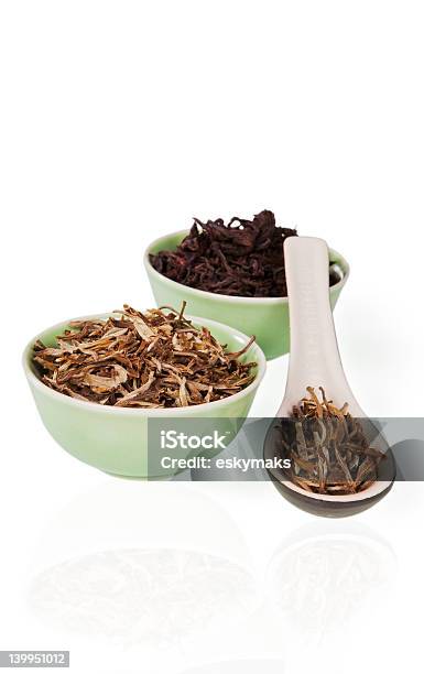 Grüner Und Schwarzer Tee Stockfoto und mehr Bilder von Ausgedörrt - Ausgedörrt, Blatt - Pflanzenbestandteile, Chinesische Kultur