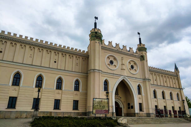 château de lublin - un ancien château royal et une fortification construite au xiie siècle. - beautiful famous place ideas construction photos et images de collection