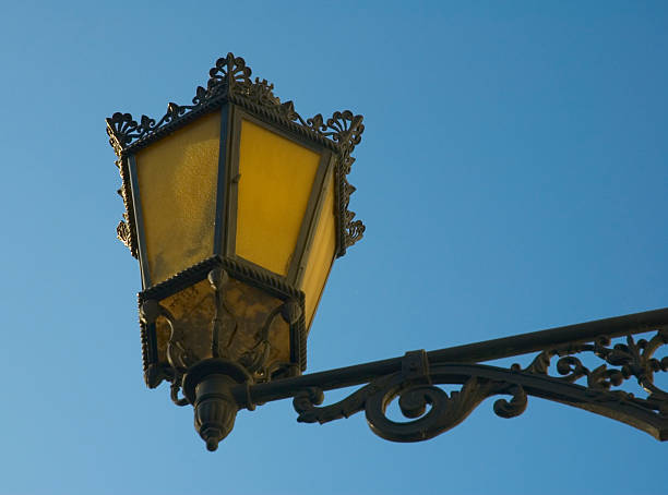 istock lisbon street lamp 139956285