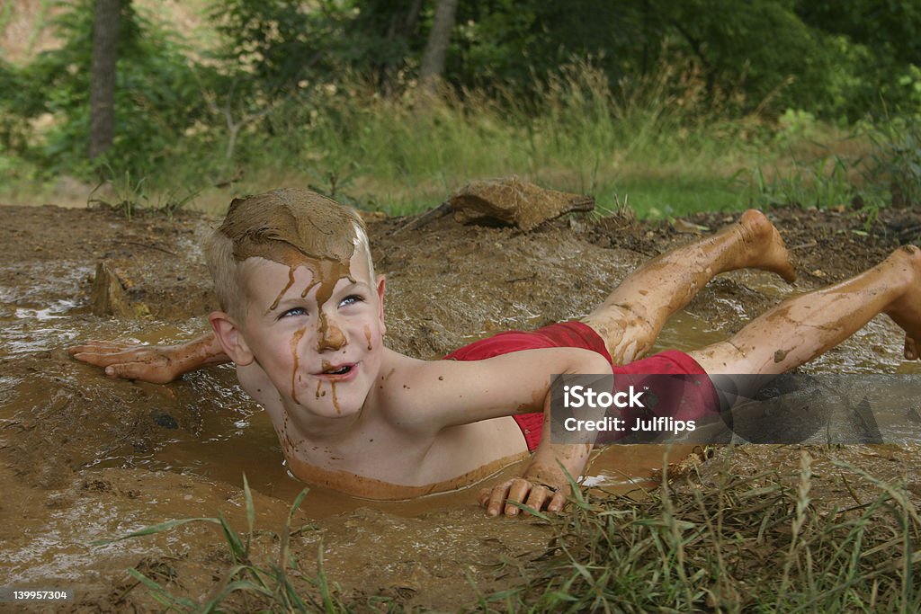 Bagno di fango - Foto stock royalty-free di Tuffo di pancia