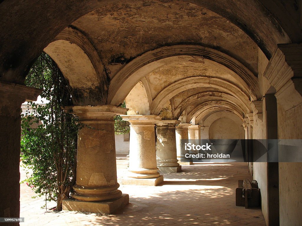 Capuchinas convento, Antigua Guatemala - Foto de stock de Antigua - Guatemala del Oeste libre de derechos