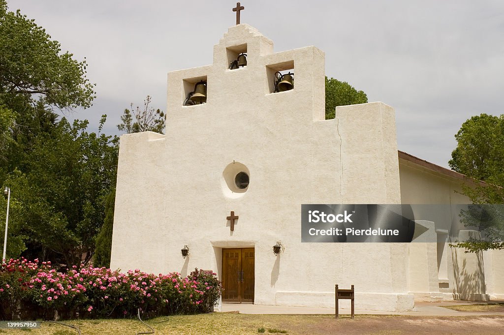 Iglesia Old Mission - Foto de stock de Adobe libre de derechos