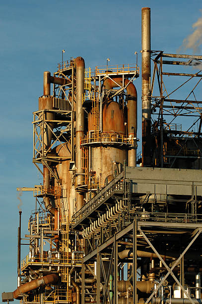 istock Detail of a refinery 9 139958799