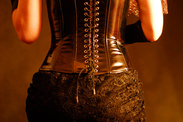 gótico novia 4 - corset gothic style fetish wear women fotografías e imágenes de stock