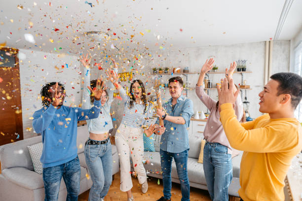 istock Group Of Friends Celebrating Birthday 1399600206