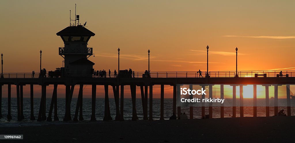 Huntington Beach Pier im Sonnenuntergang - Lizenzfrei Huntington Beach - Kalifornien Stock-Foto