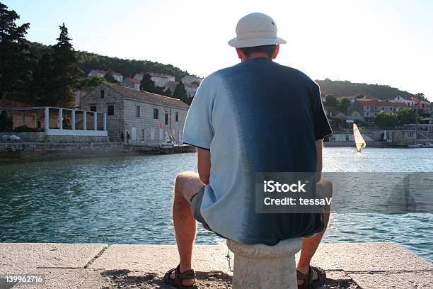 Disfruta De La Costa Foto de stock y más banco de imágenes de Agua - Agua, Aire libre, Azul