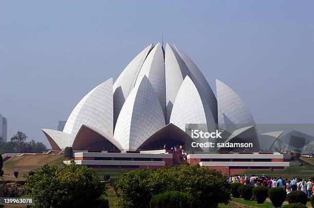 Templo Del Loto Foto de stock y más banco de imágenes de Templo del Loto - Nueva Delhi - Templo del Loto - Nueva Delhi, Azul, Blanco - Color