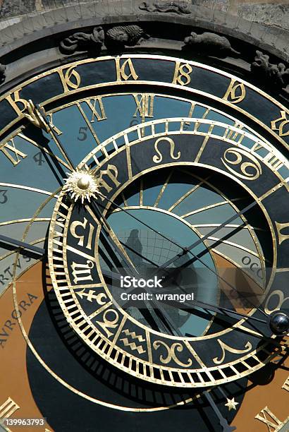 Relógio Astronómico De Praga - Fotografias de stock e mais imagens de Antigo - Antigo, Arcaico, Astronomia