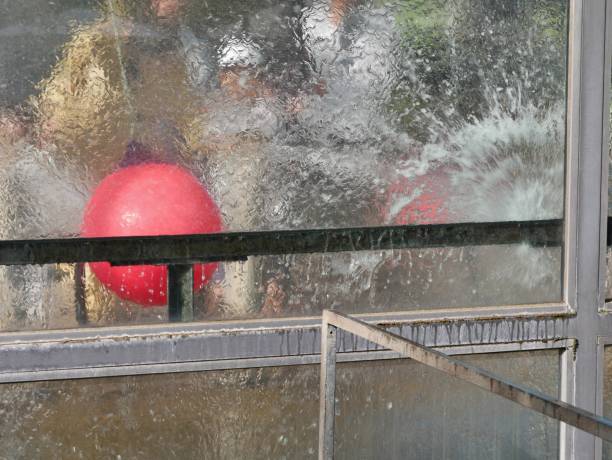 istock Water feature with red balloon in Planten and Blomen 1399646592