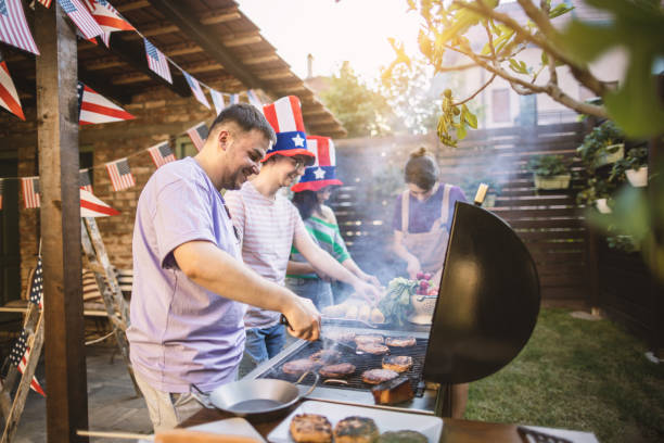 istock Friends on Independence Day 1399647378