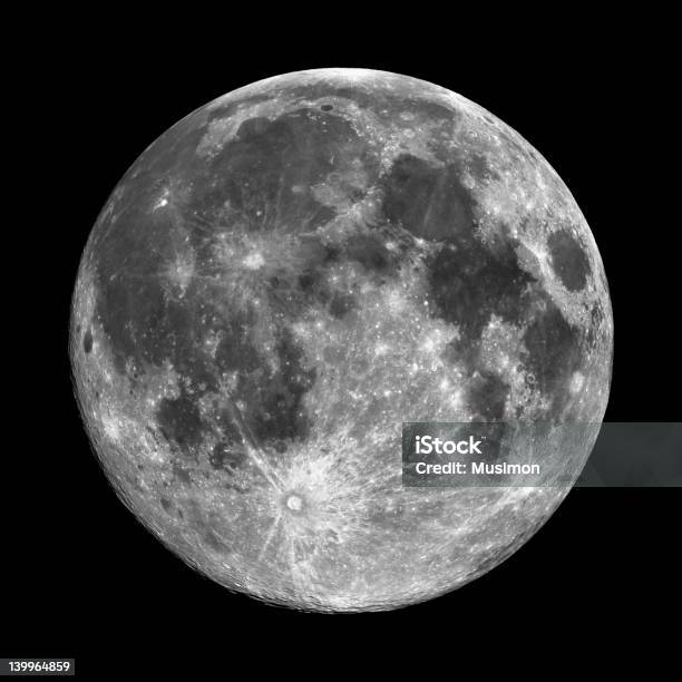 Resolución Muy Alta De Luna Foto de stock y más banco de imágenes de Aislado - Aislado, Astronomía, Brillante