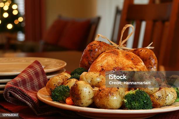 De Navidad Turquía Foto de stock y más banco de imágenes de Cena - Cena, Navidad, Pavo al horno