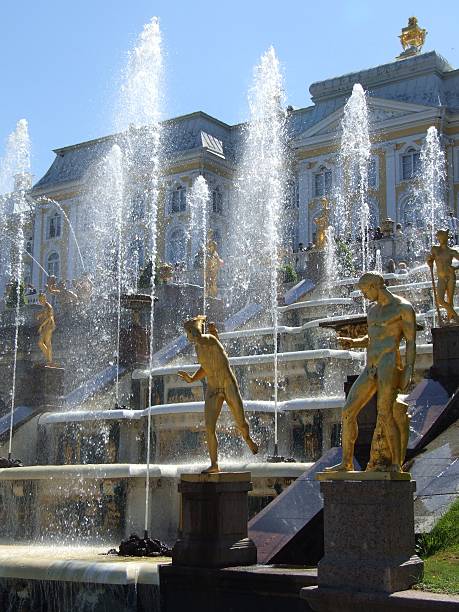 istock Fountains in St. Petersburg 139968844