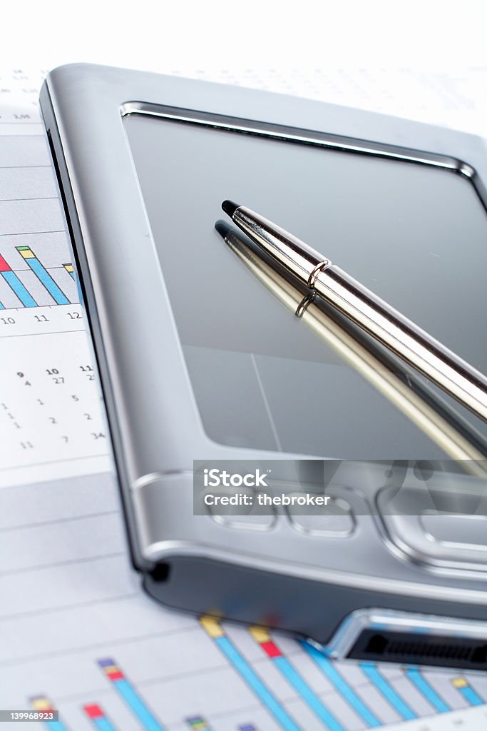 Personal digital assistant sul mercato finanziario sfondo grafico - Foto stock royalty-free di Affari
