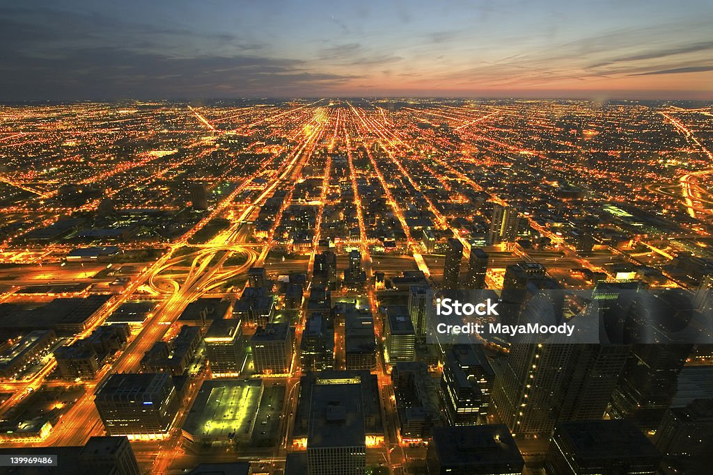 Nacht Zeit Luftbild von Chicago - Lizenzfrei Abenddämmerung Stock-Foto