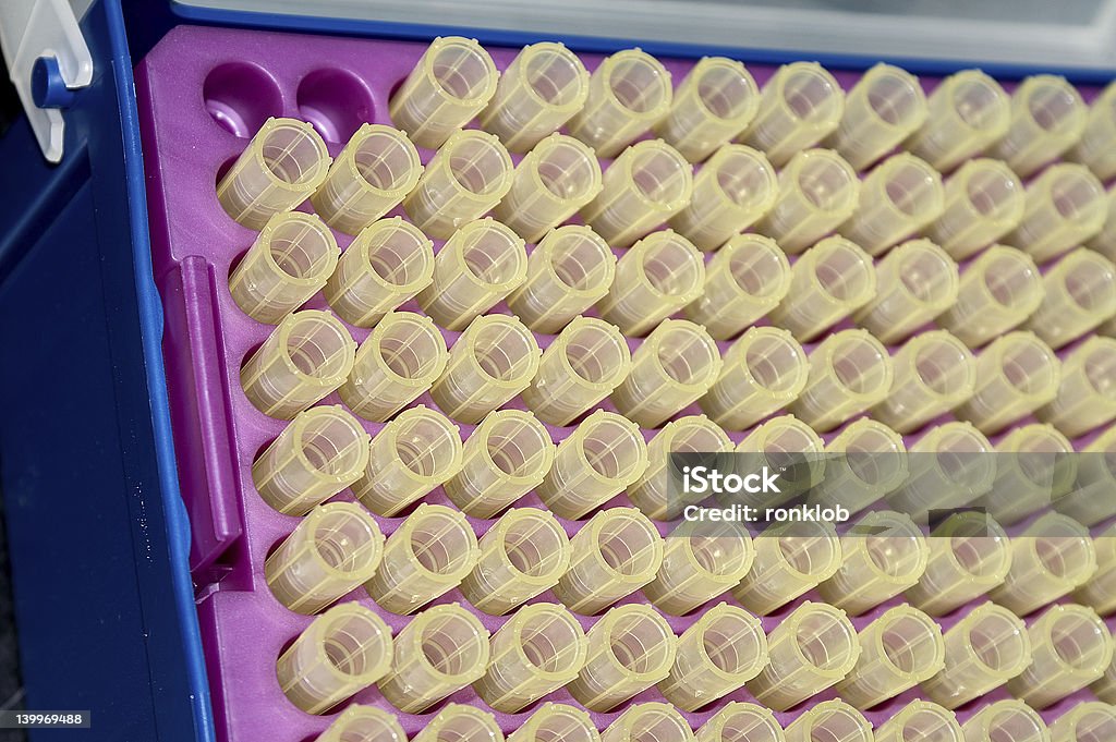 Puntas de pipeta - Foto de stock de ADN libre de derechos