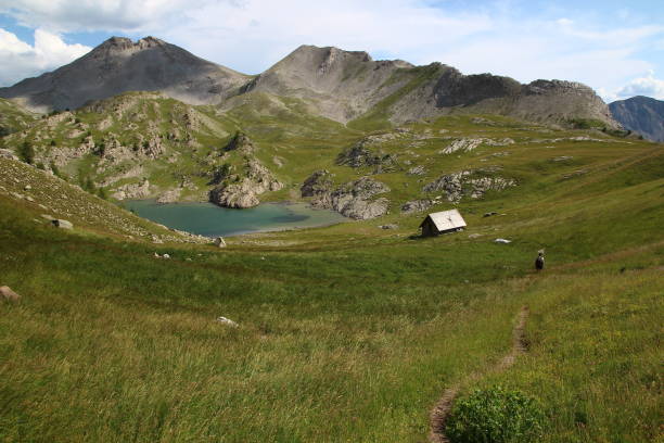 the encombrette pastoral hut - mercantour national park imagens e fotografias de stock