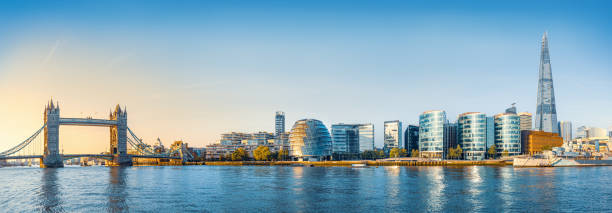 london panoramic view at the skyline of london during sunrise london england stock pictures, royalty-free photos & images