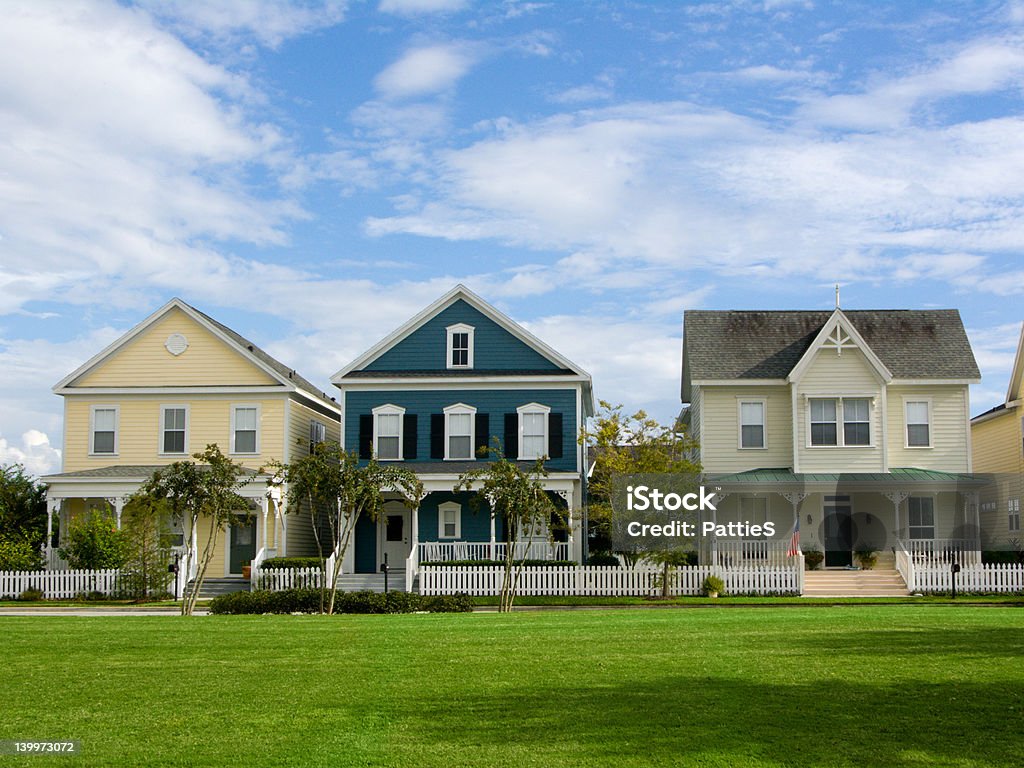 Small Town America charming neighborhood with vintage styled cottages in small American town House Stock Photo