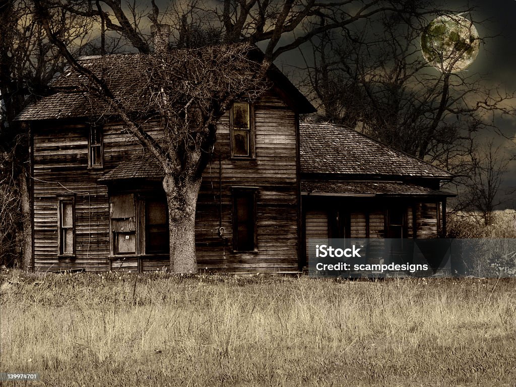 Haunted maison - Photo de Ville fantôme libre de droits