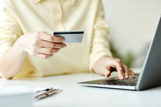 istock Paying For Order With Bank Card 1399752230