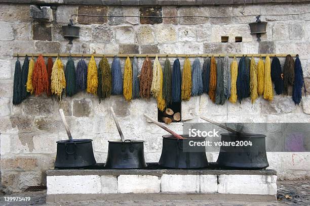 De Corantehouse - Fotografias de stock e mais imagens de Matéria Corante - Matéria Corante, Casa, Lã