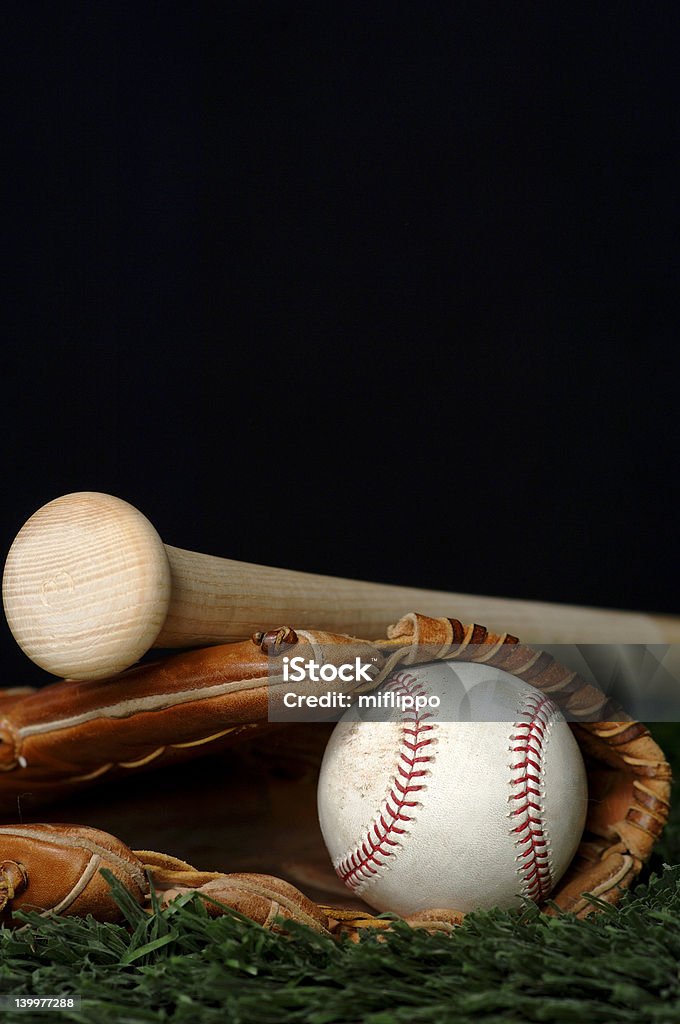 Beisebol e taco sobre preto - Royalty-free Apanhar - Atividade Física Foto de stock