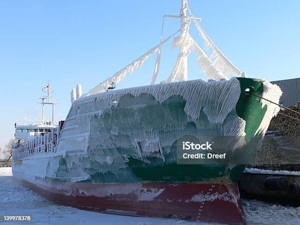 Frosty Schiff Stockfoto und mehr Bilder von Arktis - Arktis, Bildhintergrund, Blau