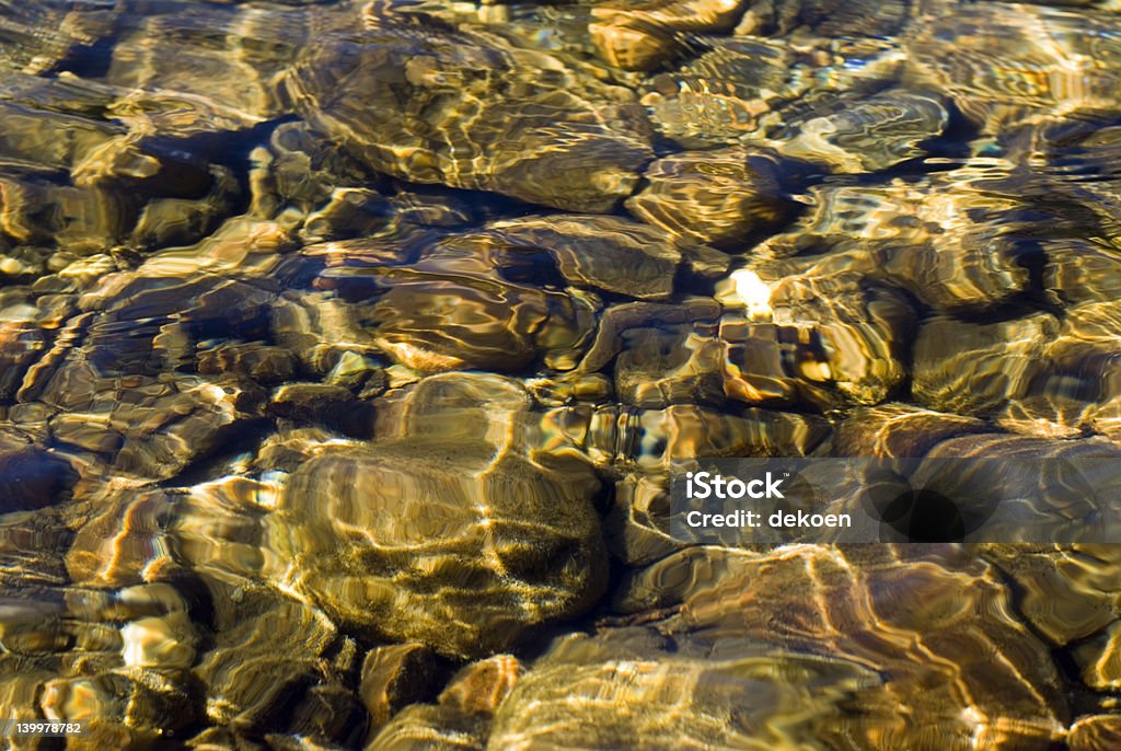 rocks in river - Lizenzfrei Bildhintergrund Stock-Foto