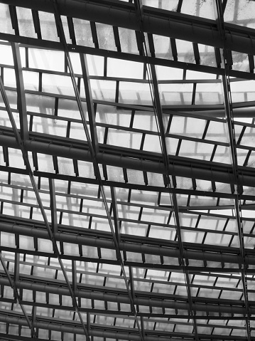 Transparent architecture lines