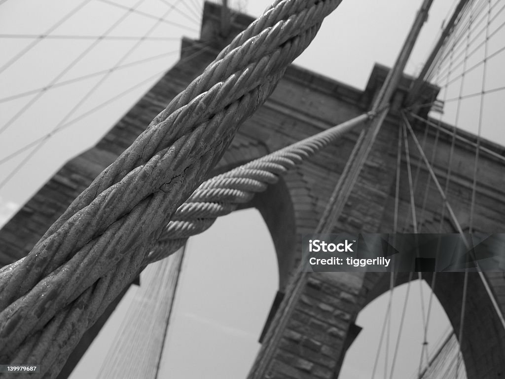 Бруклинский мост кабель крупным планом - Стоковые фото Арка - архитектурный элемент роялти-фри