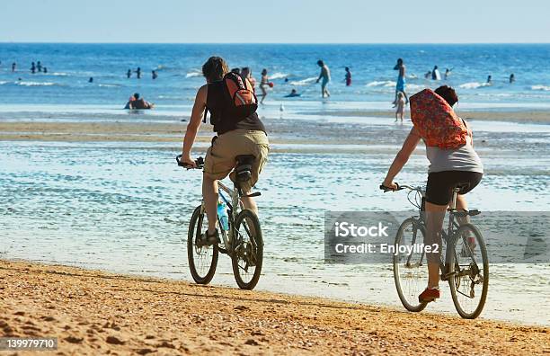 Sommerradfahren Stockfoto und mehr Bilder von Aktiver Lebensstil - Aktiver Lebensstil, Aktivitäten und Sport, Athlet