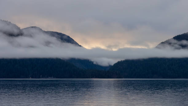 istock Harrison Lake during Cloudy and Foggy Winter Sunset. 1399801832