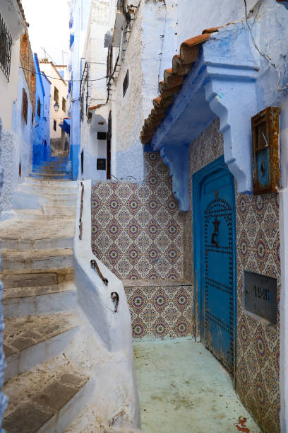 istock Street in Chefchaouen, Morocco 1399802114