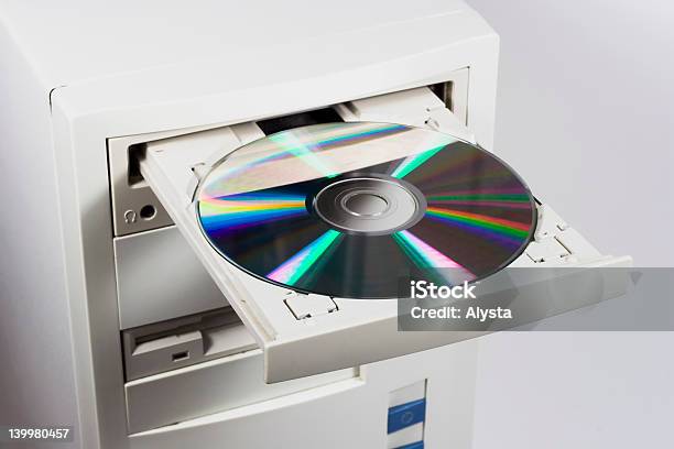 Foto de Insira O Aparelho De Cd Ou Dvd e mais fotos de stock de DVD - CD - DVD - CD, Drive, Backup