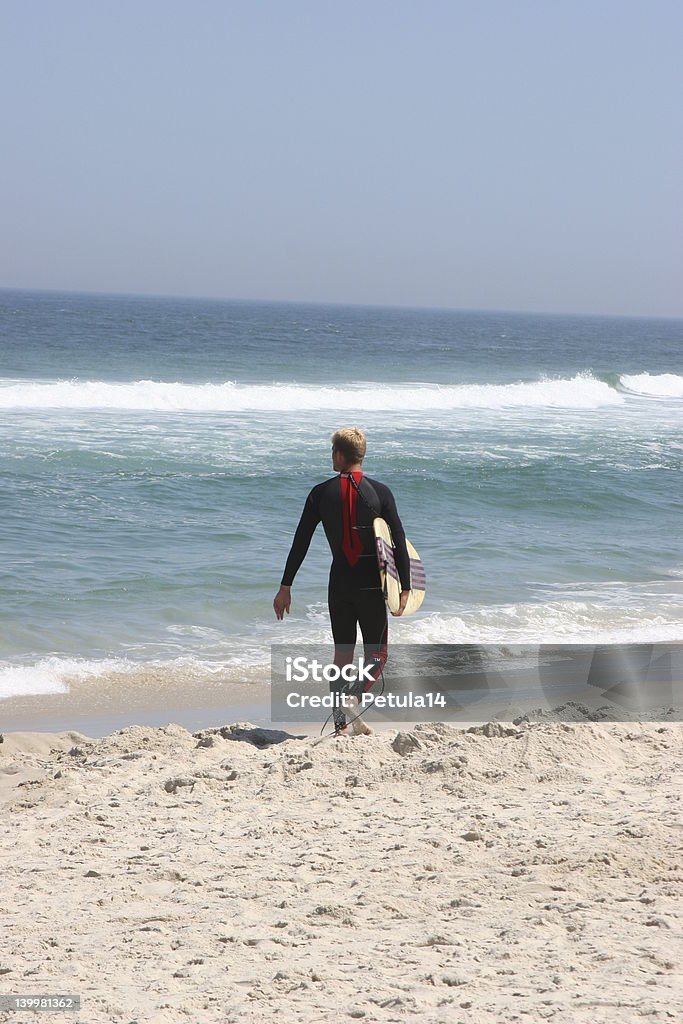 Chodzić Surferka - Zbiór zdjęć royalty-free (Chłopcy)