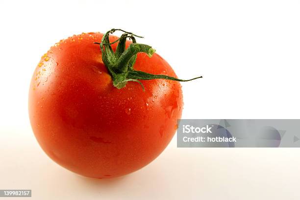 Tomate Única - Fotografias de stock e mais imagens de Comida - Comida, Curva - Forma, Círculo