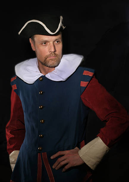 istock Man  in an ancient suit louking to the miroir 139982746