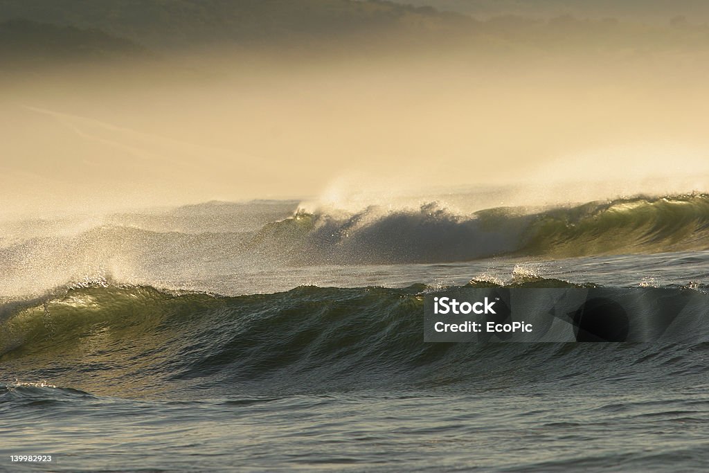 Paisagem marinha com ondas - Foto de stock de Arrebentação royalty-free