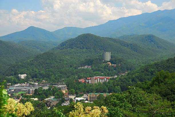 istock Gatlinburg Tennessee 139983818