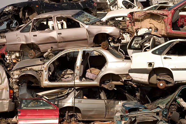 istock car's cemetery 139984820