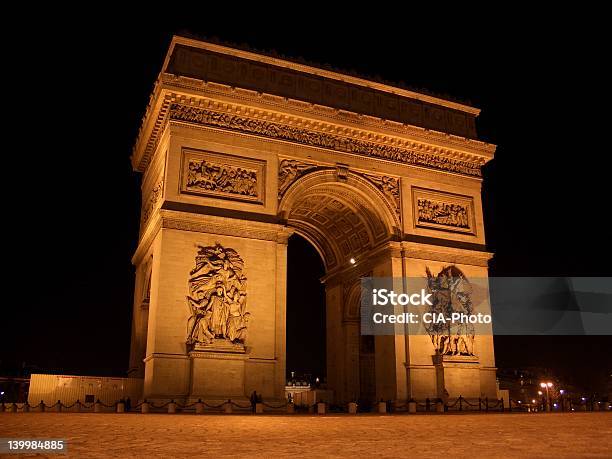 Arco Di Trionfo - Fotografie stock e altre immagini di Arco - Architettura - Arco - Architettura, Avenue degli Champs-Elysées, Composizione orizzontale