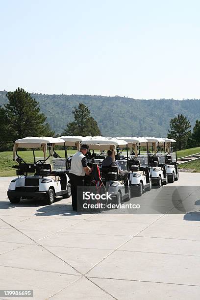 Carritos De Golf De Castle Rock Foto de stock y más banco de imágenes de Bolsa - Objeto fabricado - Bolsa - Objeto fabricado, Carro, Castillo - Estructura de edificio