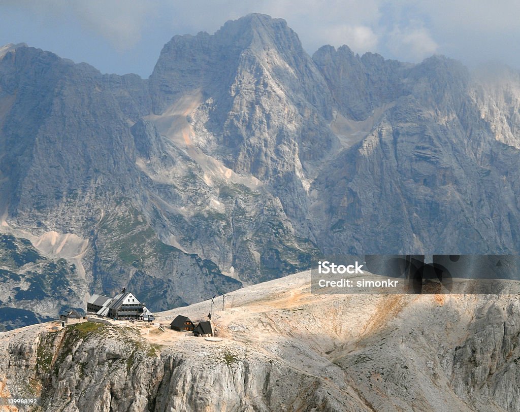 Foto de aire, Kredarica perspectiva de montaña - Foto de stock de Aire libre libre de derechos