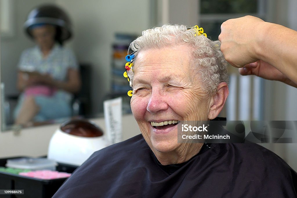 Senior im beauty Salon - Lizenzfrei Alter Erwachsener Stock-Foto