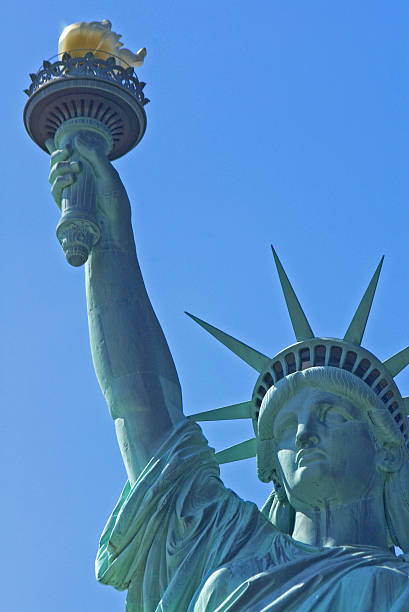 istock Statue of liberty 139989080