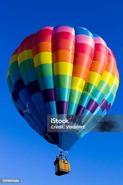 Hot Air Balloon Stockfoto und mehr Bilder von Heißluftballon - Heißluftballon, Aufnahme von unten, Bunt - Farbton