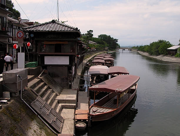 istock Japanese canal 139991067
